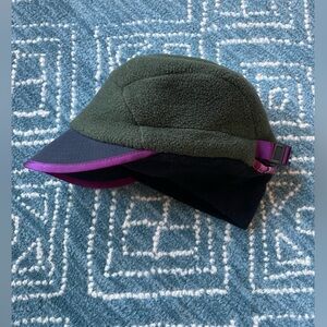 Vintage Patagonia Fleece Duckbill hat. Size small.